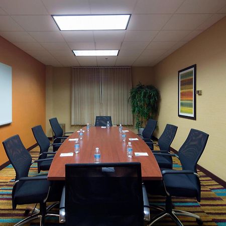 Fairfield Inn & Suites By Marriott Newark Liberty International Airport Esterno foto