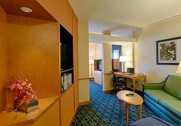 Fairfield Inn & Suites By Marriott Newark Liberty International Airport Esterno foto