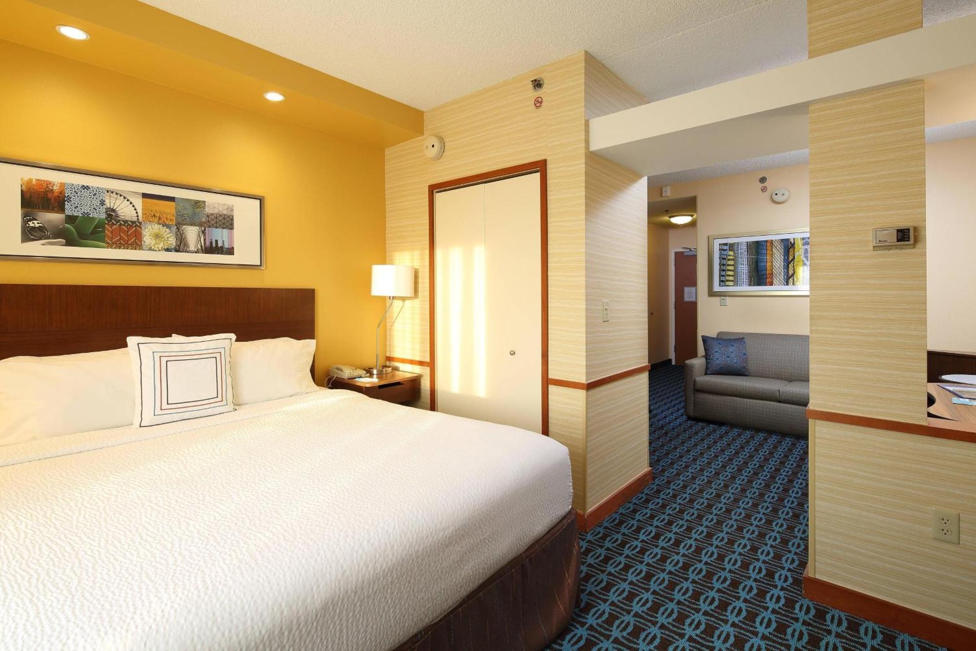 Fairfield Inn & Suites By Marriott Newark Liberty International Airport Esterno foto