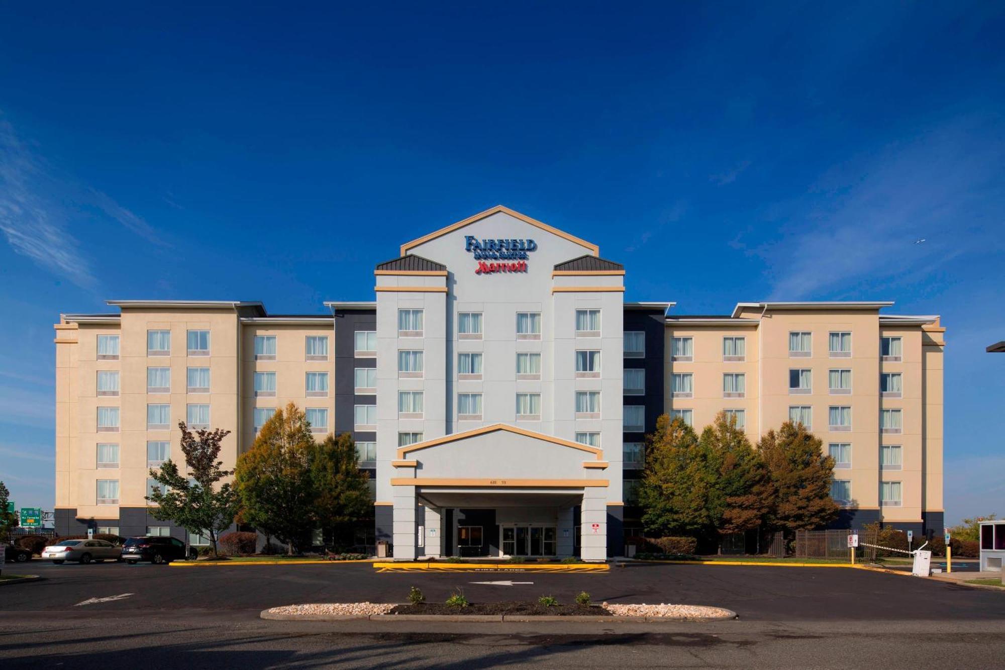 Fairfield Inn & Suites By Marriott Newark Liberty International Airport Esterno foto