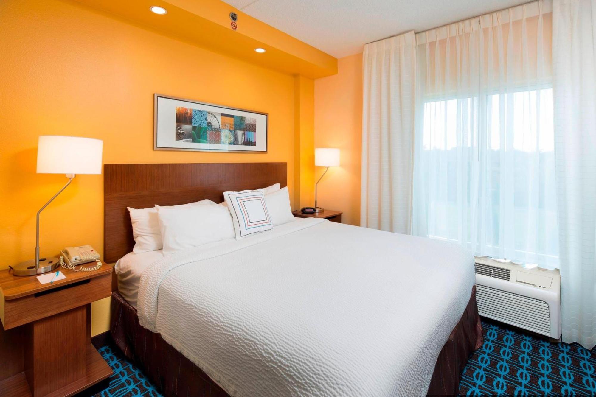 Fairfield Inn & Suites By Marriott Newark Liberty International Airport Esterno foto